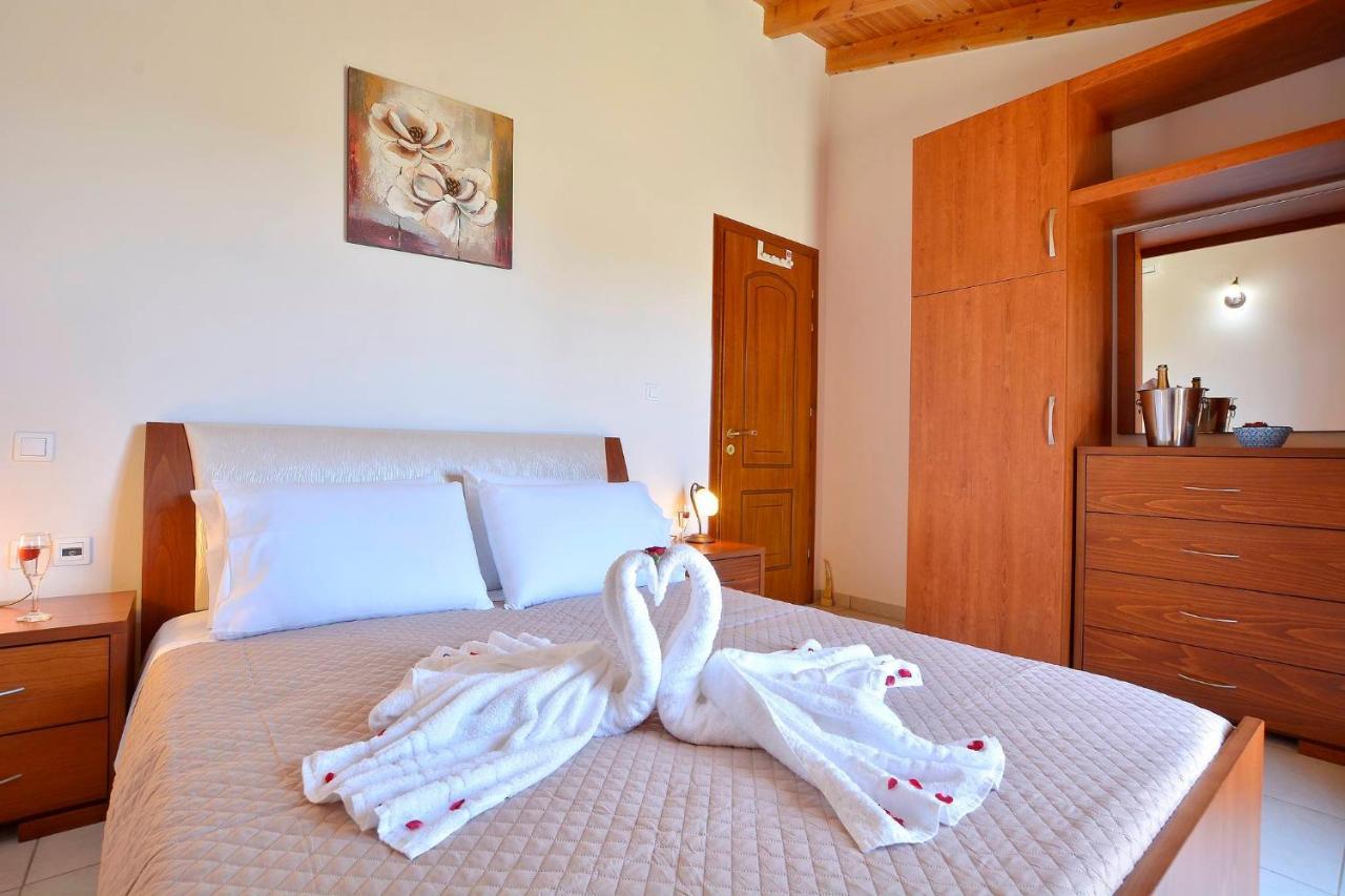 Villa La Casa Del Sole Halikounas Esterno foto